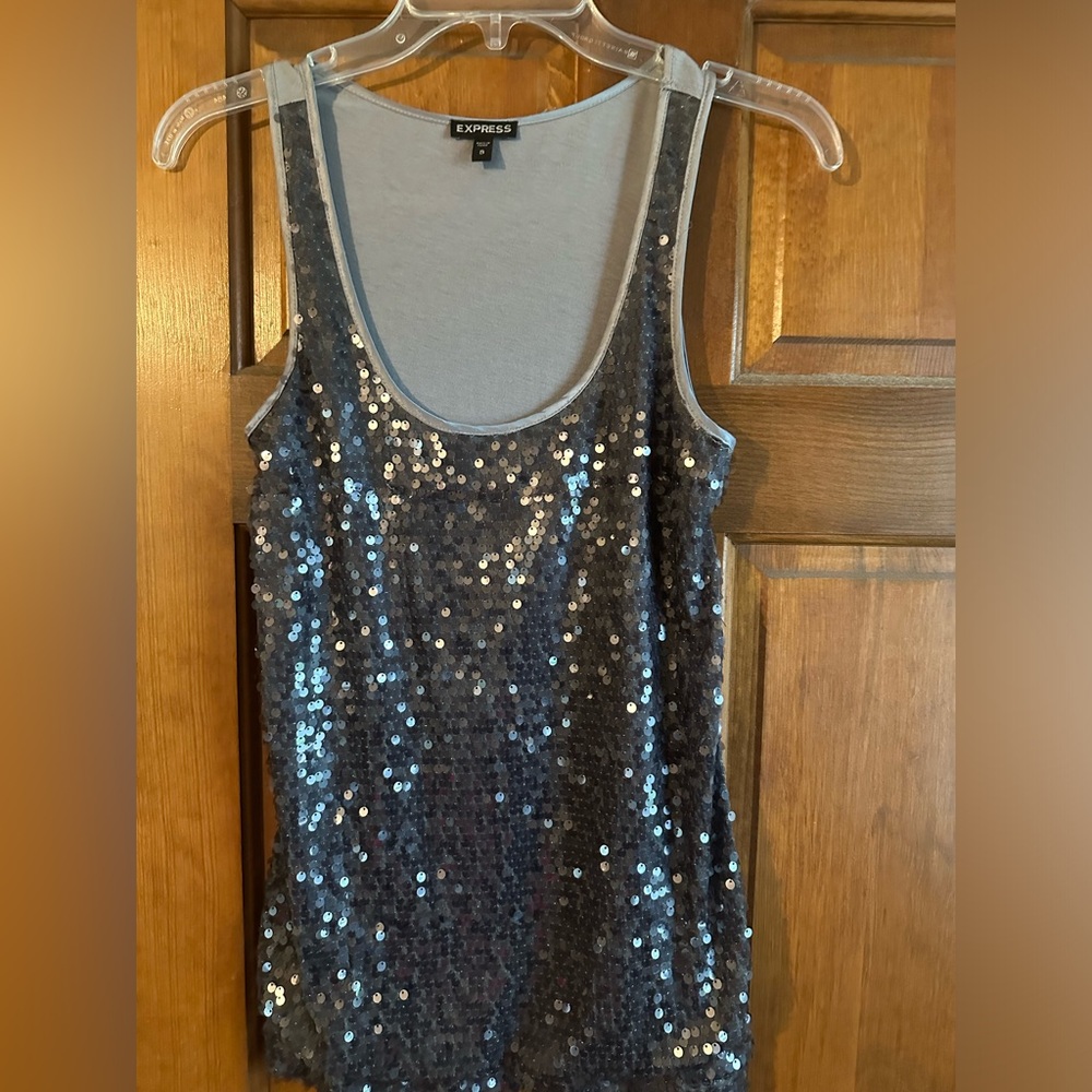 Express sequence top